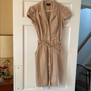 Max and Cleo very pretty button down belted dress.  Size S. DRESS HAS POCKETS